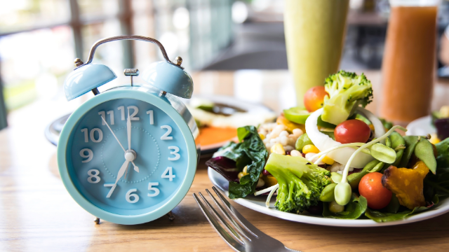 Intermittent Fasting 101: What Should You Know? - Nosh Detox